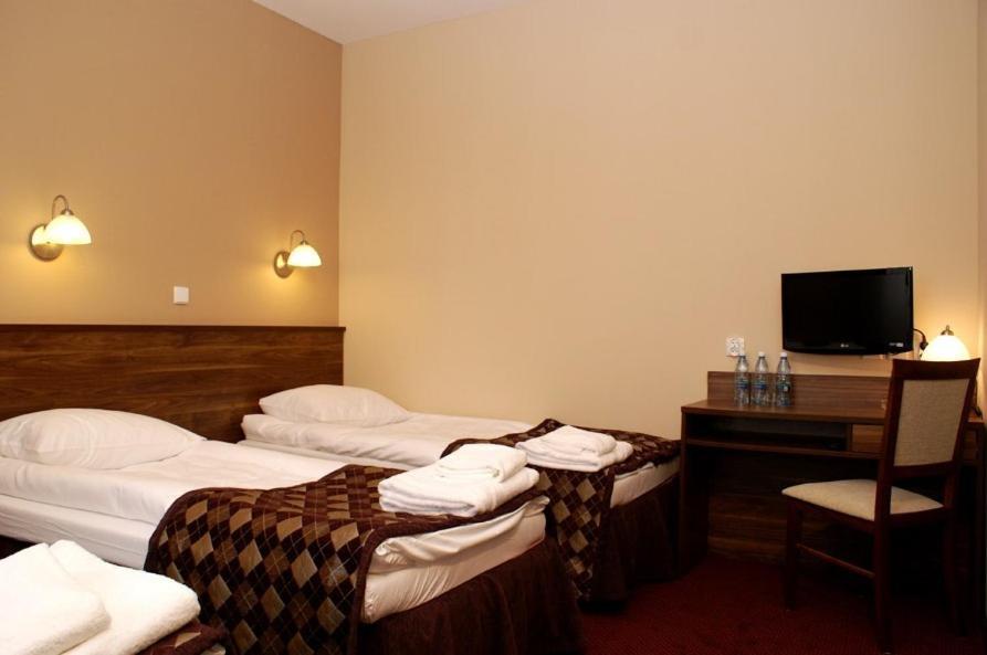 Hotel Belfort Łomża Habitación foto